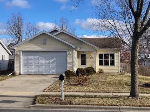 3829 Ice Age Dr, Madison, WI 53719
