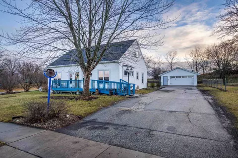 541 N Jefferson St, Whitewater, WI 53190