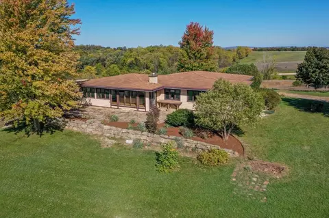 w9085 Wisconsin 39, Blanchardville, WI 53516