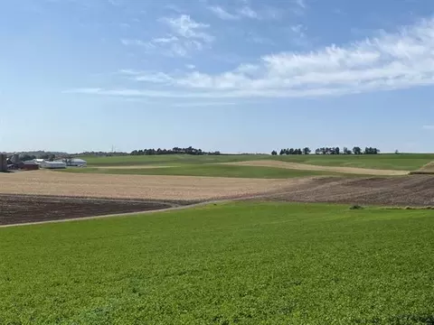 2 South Military Road, Dane, WI 53529