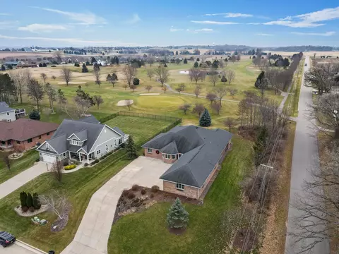 3101 Course View Dr, Stoughton, WI 53589
