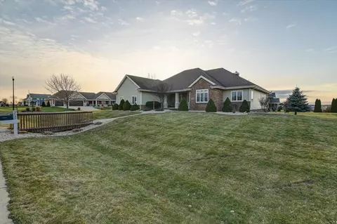 3032 Lymans Run, Sun Prairie, WI 53590