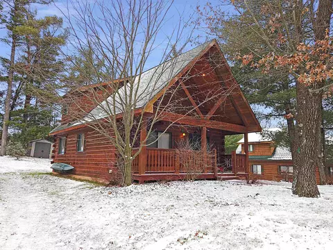 207 Blossom Dr, Warrens, WI 54666