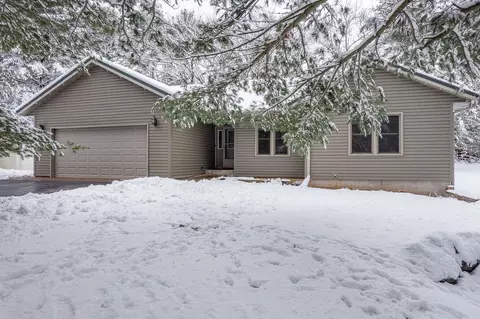 s2124 Pine View Court, Baraboo, WI 53913