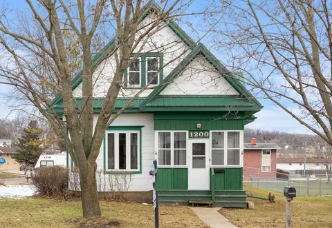 1200 1st St, New Glarus, WI 53574