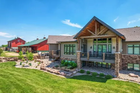 E7818a Schara Road, North Freedom, WI 53951