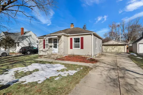 1922 Vahlen St, Madison, WI 53704