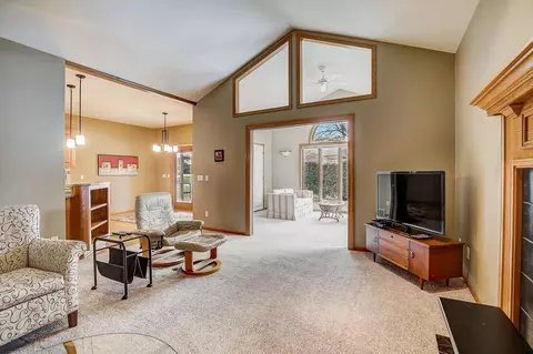 1206 Atcheson Ave, Sun Prairie, WI 53590