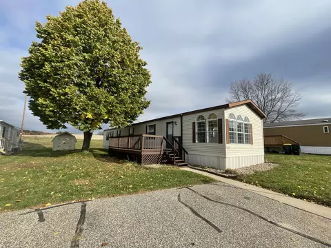 2701 E Main St #L101, Reedsburg, WI 53959