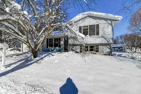 7110 Tempe Dr, Madison, WI 53719