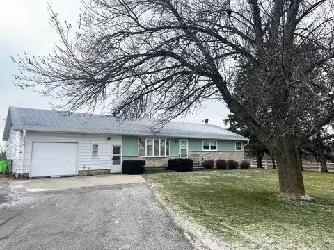 w11561 County Road G, Randolph, WI 53956