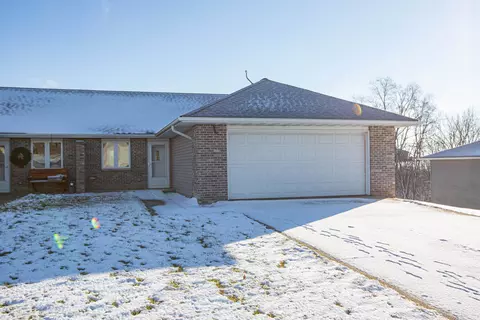 1929 Foxmoor Dr, Fennimore, WI 53809