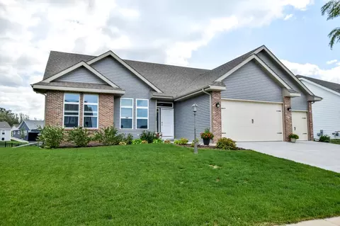 708 Kenseth Way, Cambridge, WI 53523