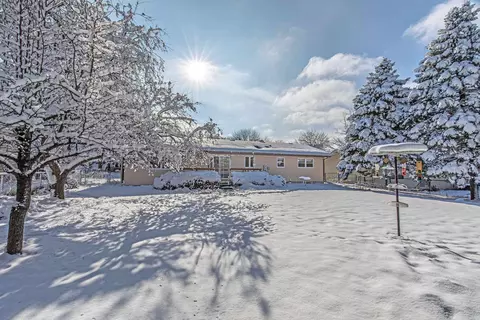 5030 Piccadilly Dr, Madison, WI 53714