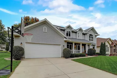 507 Pleasant Valley Pkwy, Waunakee, WI 53597