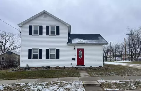 519 W Jackson St, Tomah, WI 54660