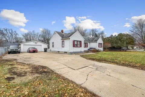 2081 Prairie St, Beloit, WI 53511