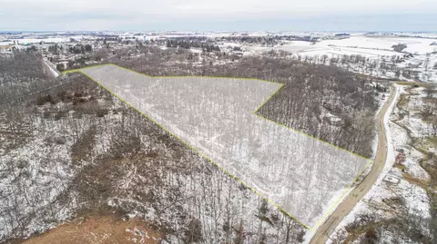 10 56 Ac 14th St, Hazel Green, WI 53811