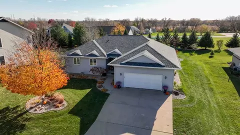 130 Cardinal Ln, Fall River, WI 53932