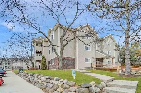 1124 Morraine View Dr #206, Madison, WI 53719