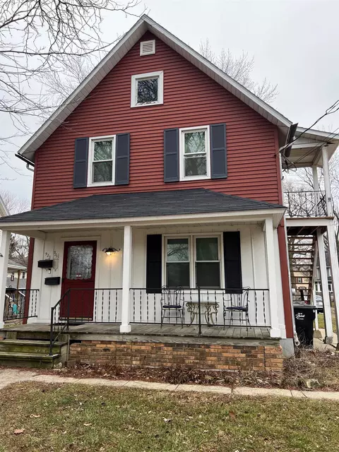 923 10th St, Beloit, WI 53511