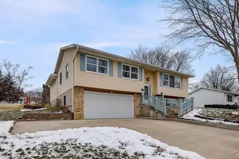 112 Seminole Way, Deforest, WI 53532