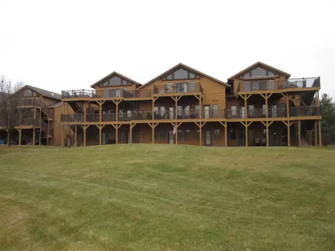 1822 Parkland Dr #0706, Arkdale, WI 54613