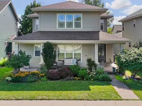 1611 Okeeffe Ave, Sun Prairie, WI 53590