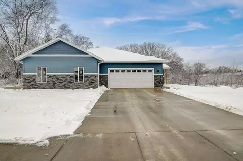216 Chalet Dr, Stoughton, WI 53589