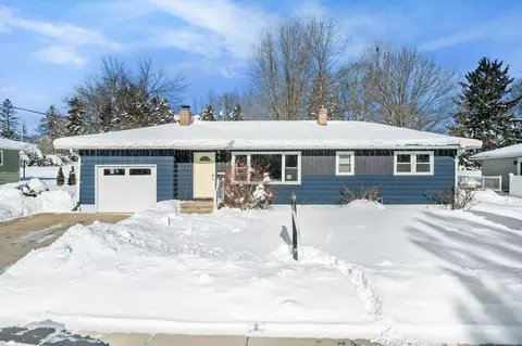 428 Clara St, Sun Prairie, WI 53590