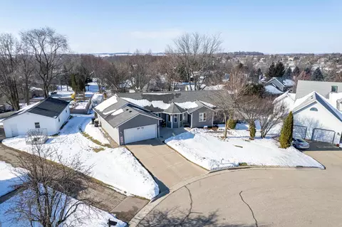 416 Stoneridge Ter, Deforest, WI 53532