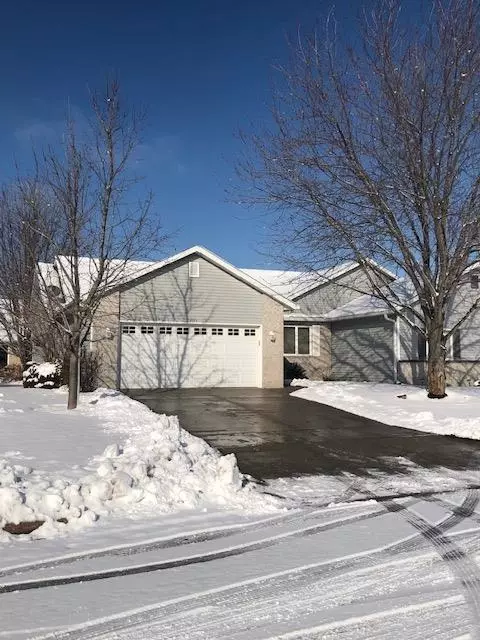 4353 Cascade Dr, Janesville, WI 53546