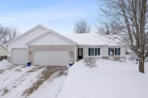 413 Rosemal Ln, Deforest, WI 53532