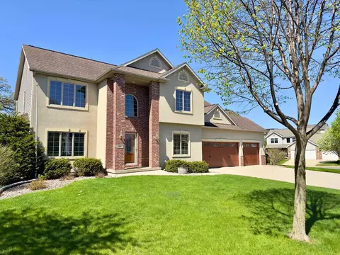 5997 Oak Hollow Dr, Mcfarland, WI 53558