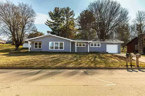 223 E Wisconsin Ave, Monticello, WI 53570