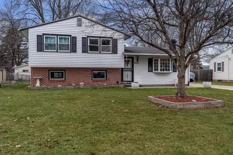 2426 Wood Dr, Beloit, WI 53511