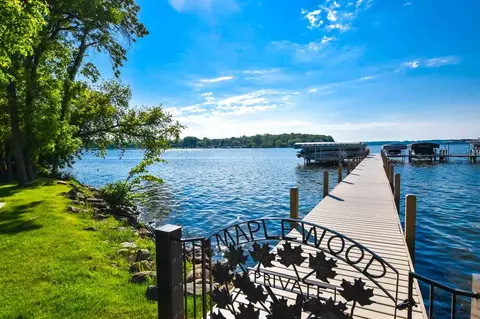 444 Bluff St, Green Lake, WI 54941