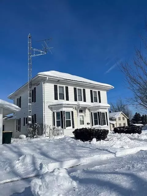 508 Jefferson St, Lancaster, WI 53813