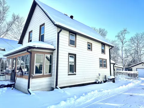 1110 Harrison Ave, Beloit, WI 53511