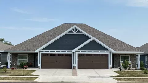 Unit 2 Bellflower Pointe Drive, Deforest, WI 53532
