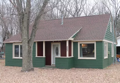 523 S Franklin St, Oxford, WI 53952