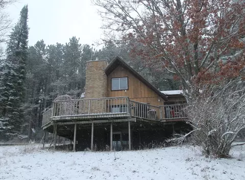 w8393 Eagle Drive, Oxford, WI 53952