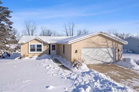 121 Joyce Dr, Lodi, WI 53555