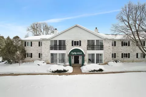 87 Golf Pkwy #B, Madison, WI 53704