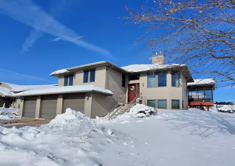 1219 N 2nd St, Monroe, WI 53566