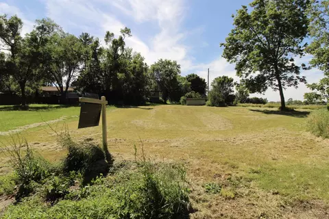 2022 Grant St, Beloit, WI 53511