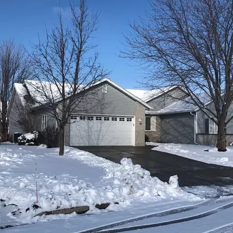 4353 Cascade Dr, Janesville, WI 53546