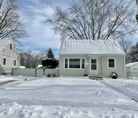 1741 Grant St, Beloit, WI 53511