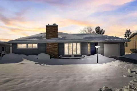1512 Sandy Ln, Watertown, WI 53098