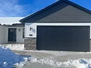 702 N Main St #2, Fall River, WI 53932
